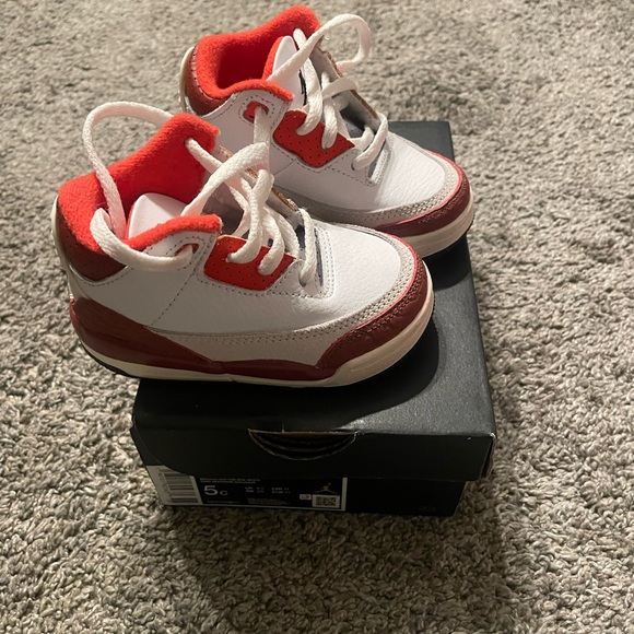 JORDAN 3 RETRO GS 'MARS STONE' size 5c - Picture 2 of 7